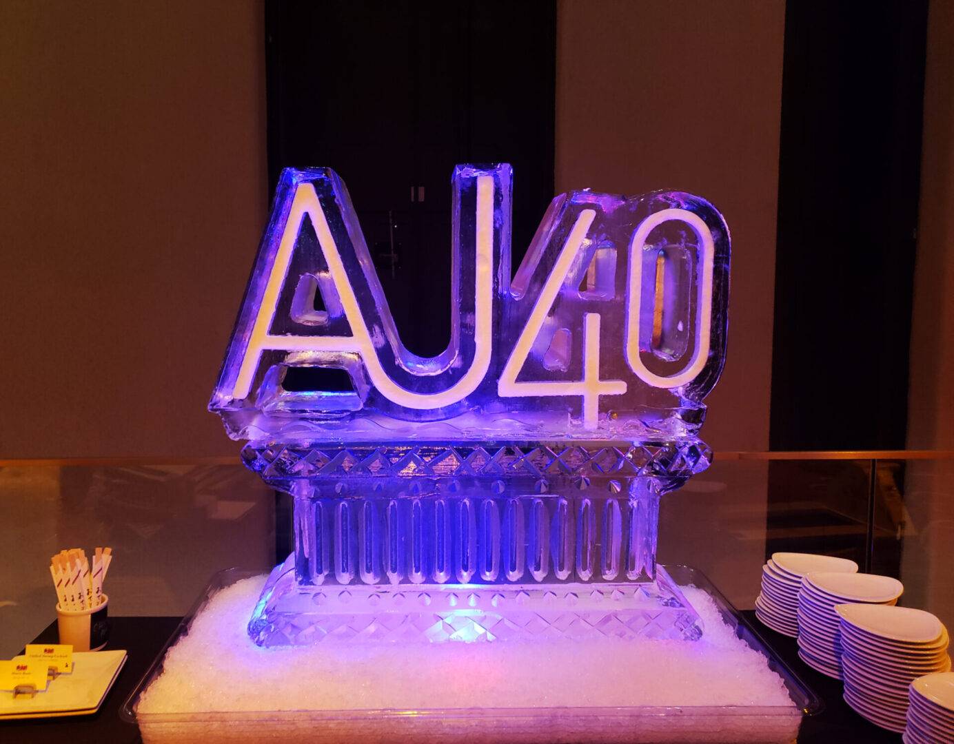 AU40